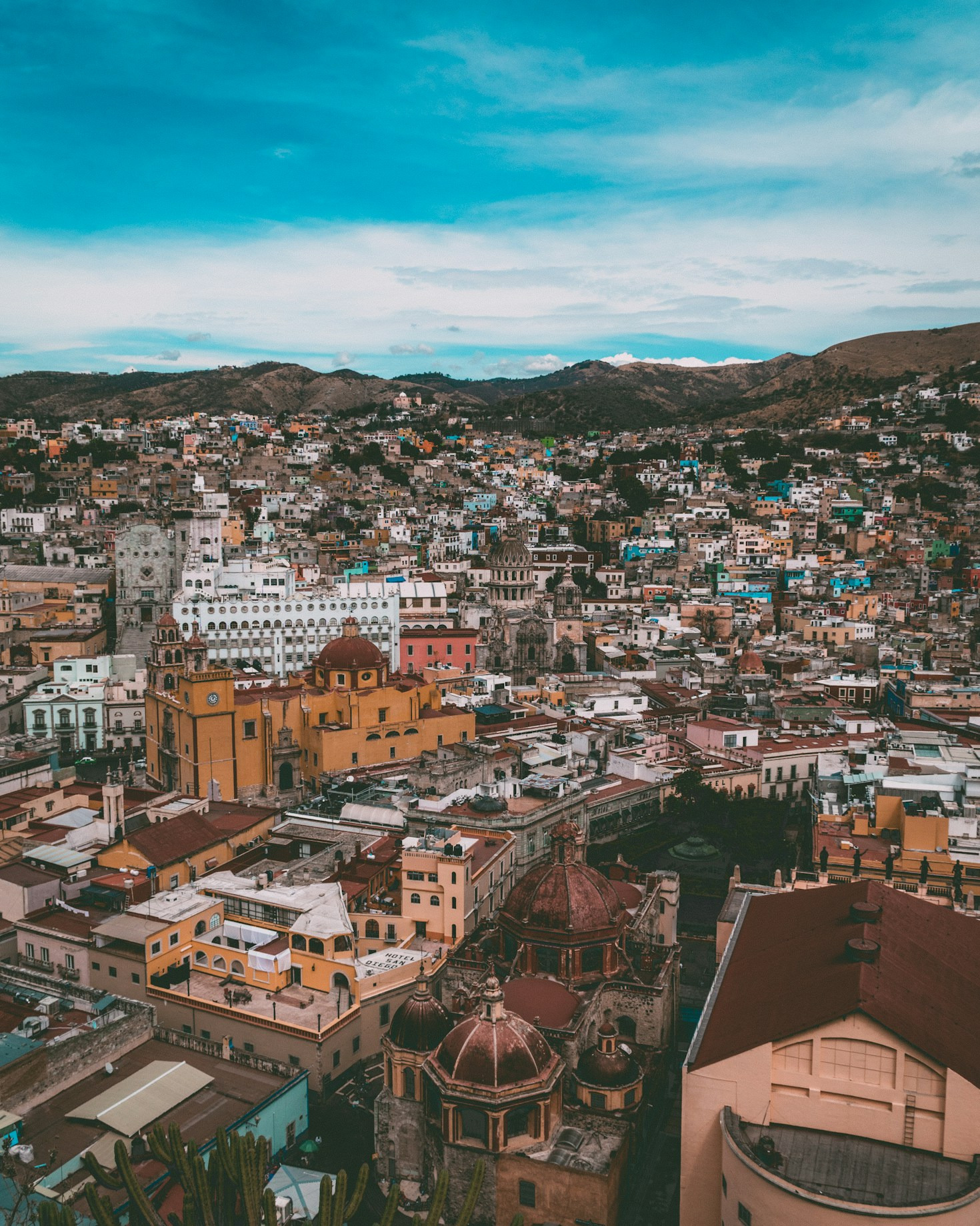 Análisis de las noticias políticas más recientes